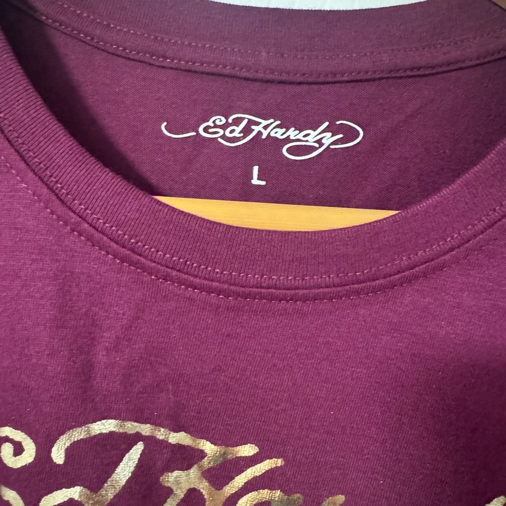 Ed Hardy Maroon baby tee with Gold Script - Picture 2 of 6